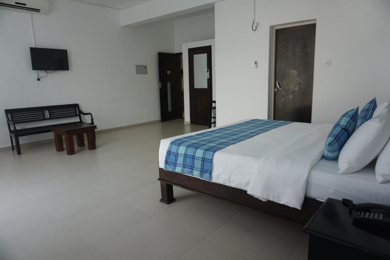 Hotel Twenty Two Binaweli Weligama Exterior foto