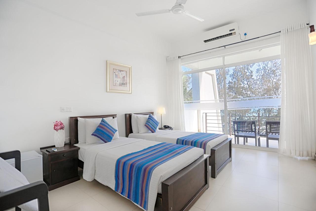 Hotel Twenty Two Binaweli Weligama Exterior foto
