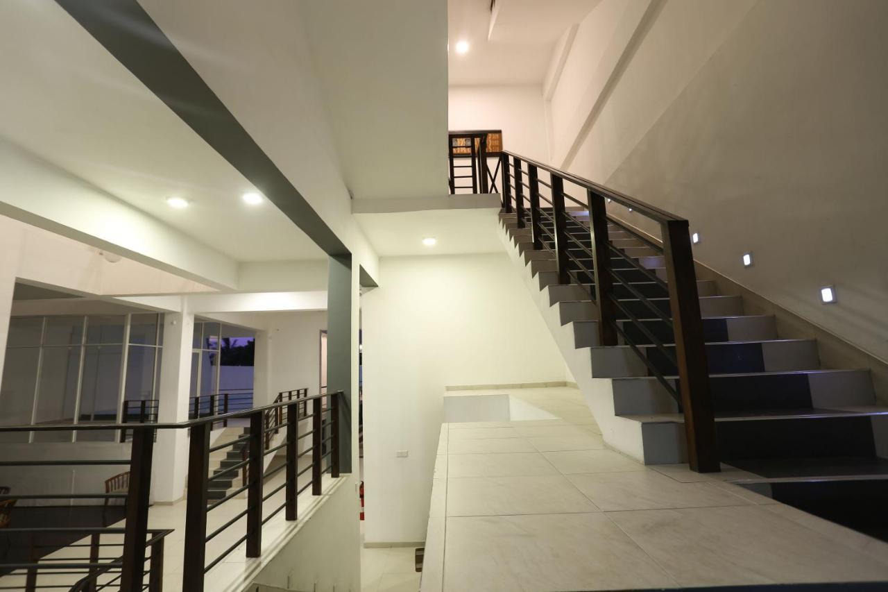 Hotel Twenty Two Binaweli Weligama Exterior foto