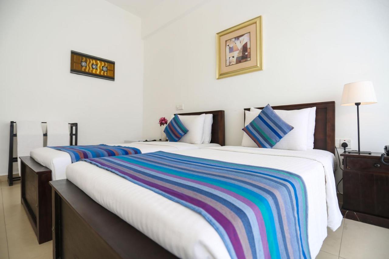 Hotel Twenty Two Binaweli Weligama Exterior foto